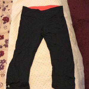 UnderArmour Heat Gear compression leggings